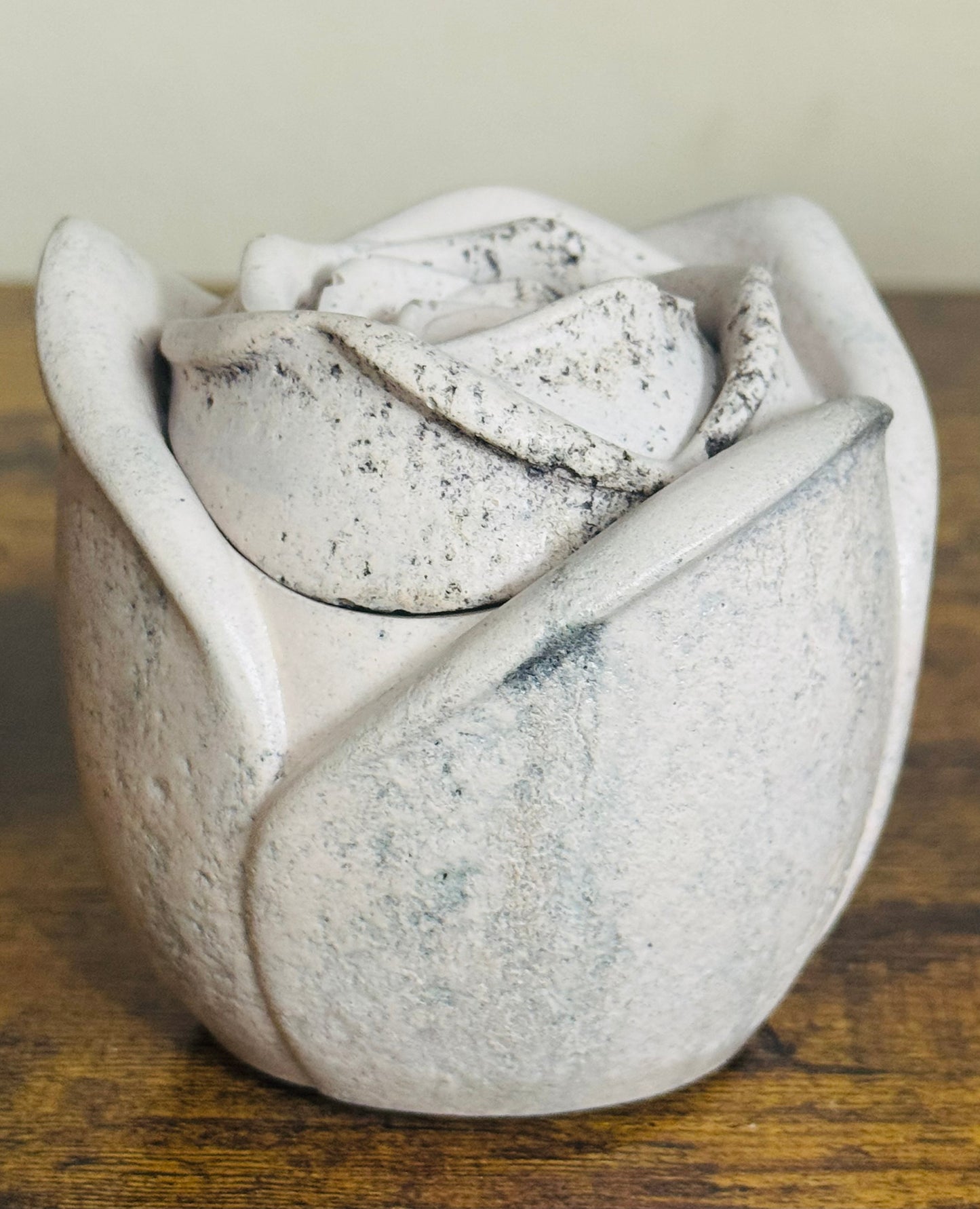 3 oz Rose Concrete Candle