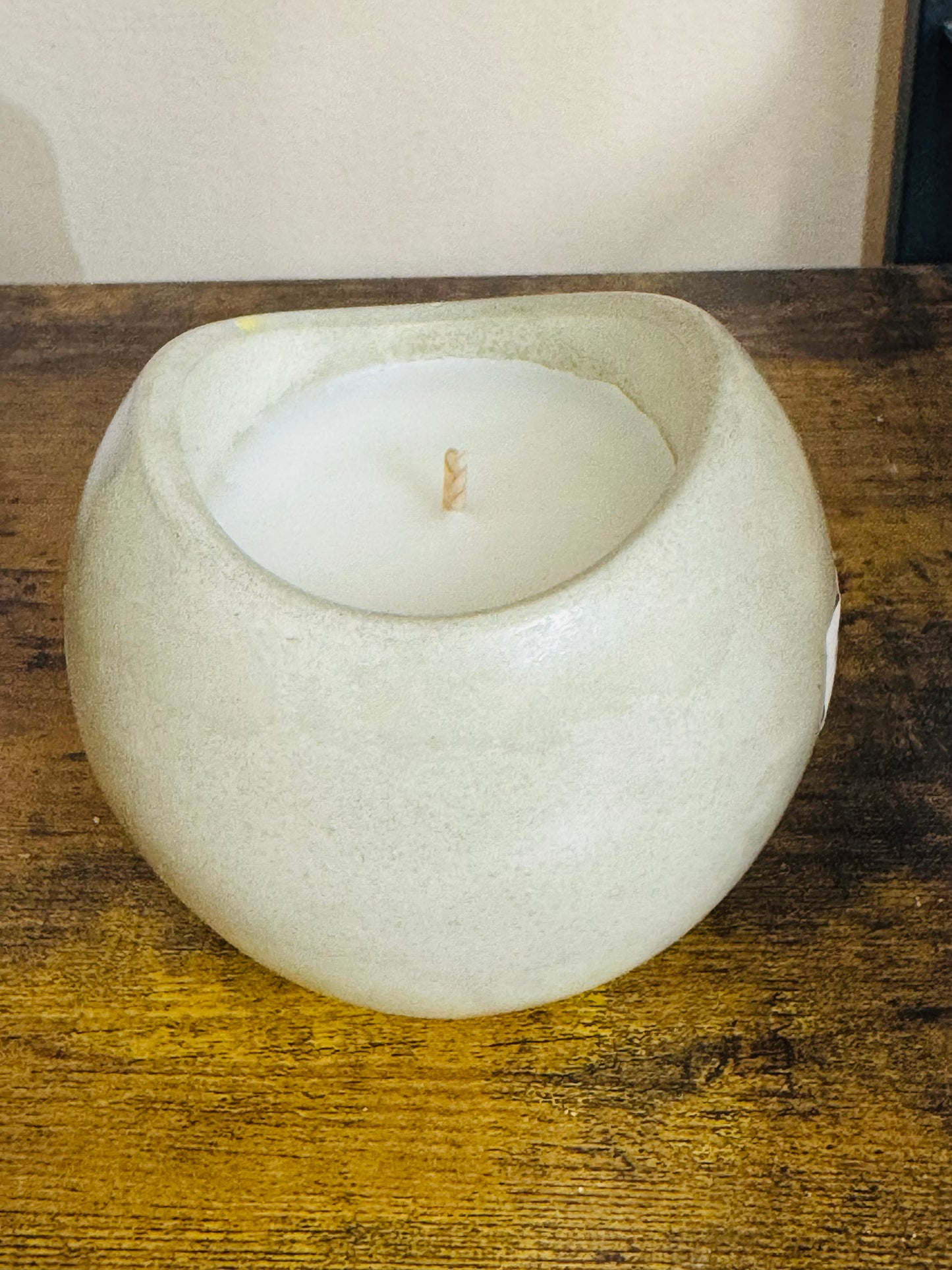 Chill 4 oz Concrete Candle