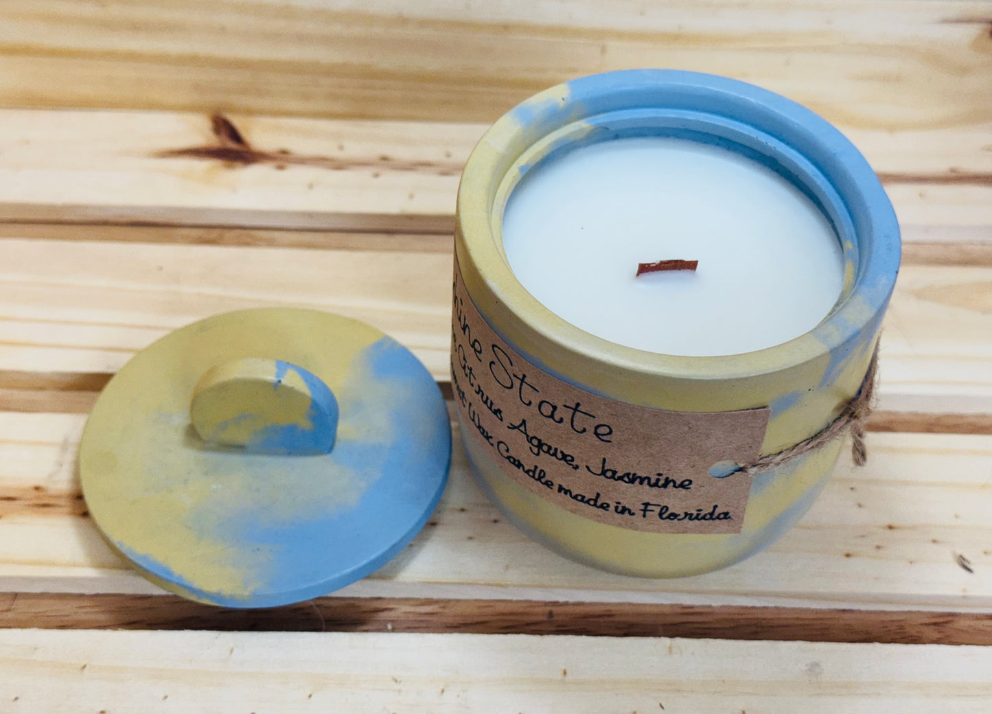 Sunshine State - 9 oz Concrete Candle