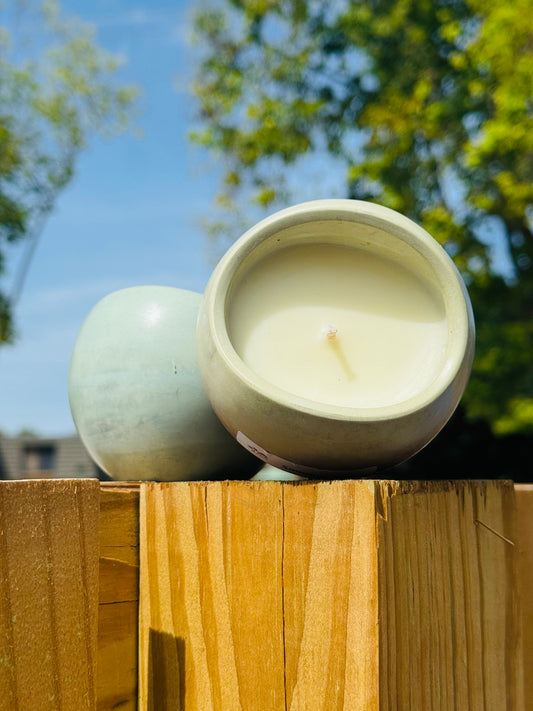 Summer Treat 4 oz Concrete Candle