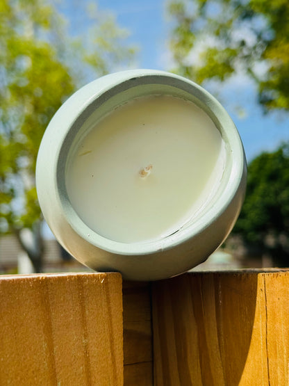 Summer Treat 4 oz Concrete Candle